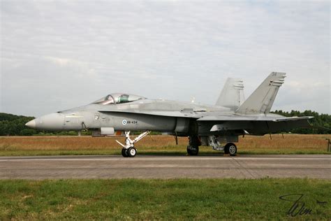 McDonnell Douglas F-18C Hornet HN-434 Finnish Air Force Finnish Air Force, Hornet, Airplanes ...