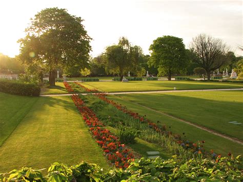 Tuileries Garden | The Tuileries Garden covers about 63 acre… | Flickr