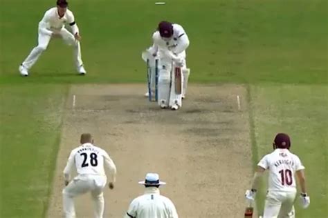 WATCH: Old Trafford Witnesses Shane Warne's Ball of the Century, Again