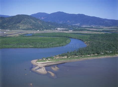 Barron River in Queensland, Australia Stock Image - Image of valley, tree: 15627001