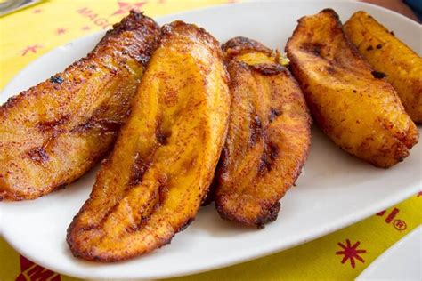 Amarillitos (Puerto Rican Sweet Fried Plantains) - Taste the Islands