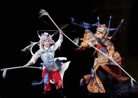 Peking Opera, Peking Opera Clothes in 2021 | Culture, Chinese culture ...