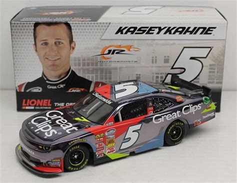 Kasey Kahne 2013 Great Clips 1:24 Color Chrome NWS Nascar Diecast