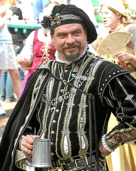 Royality | Renaissance clothing, Renaissance costume, Mens renaissance clothing