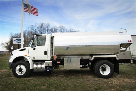 Refined Fuel Delivery Trucks | Transtech™ Tank | Westmor Industries