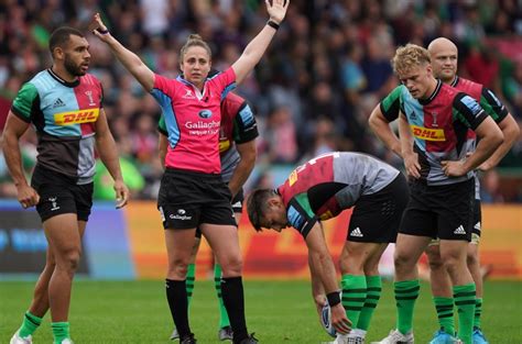 Sara Cox hopes more people will take up refereeing | PlanetRugby ...