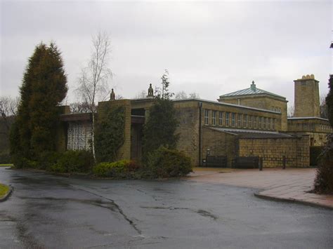 Burnley Crematorium © Bilbo cc-by-sa/2.0 :: Geograph Britain and Ireland