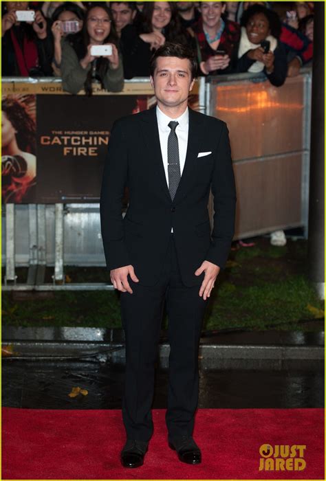 Liam Hemsworth & Josh Hutcherson: 'Catching Fire' Premiere!: Photo 2990518 | Hunger Games ...