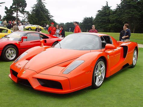 Gambar Transportasi : Gambar Mobil Sport Ferrari Enzo