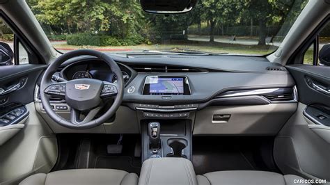 Cadillac XT4 | 2019MY Premium Luxury | Interior, Cockpit