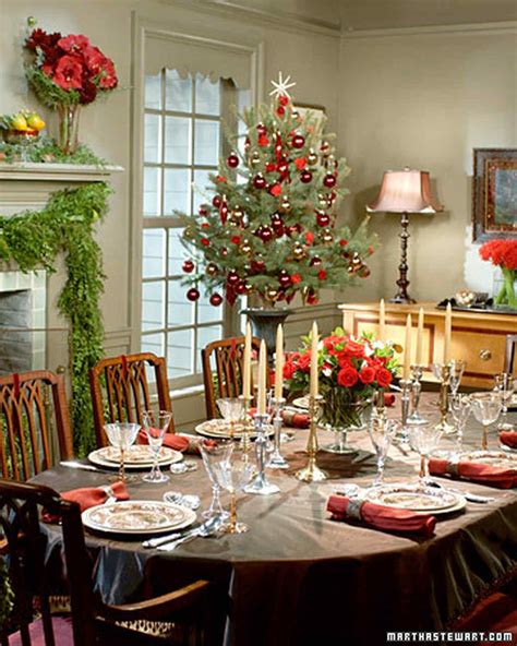 Holiday Table Settings | Martha Stewart