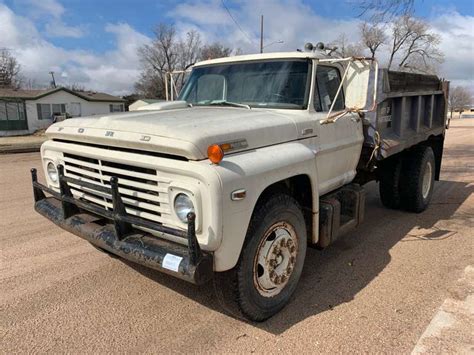 1972 Ford F-750 Dump Truck - Gavel Roads Online Auctions