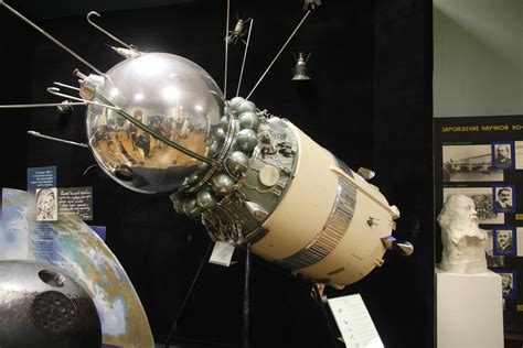 Vostok Spacecraft - AeroSpaceGuide.net