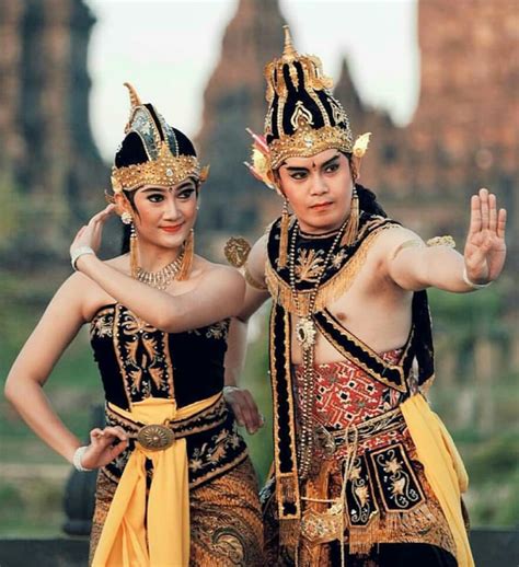 Javanese dancers di 2020 | Wanita, Budaya, Orang