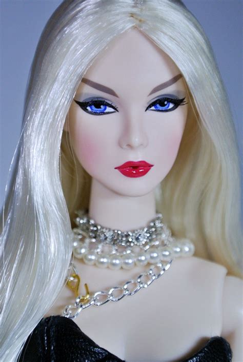 DSQUARED² Gals | Realistic barbie, Pretty dolls, Gal