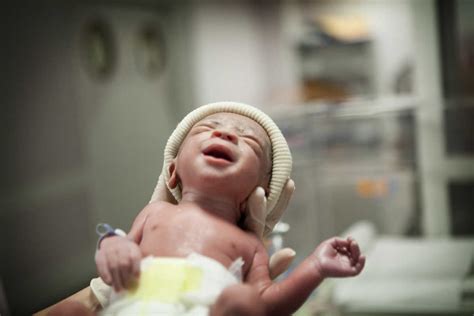 9 Things No One Tells You About Giving Birth to a Micro-Preemie | Mom.com