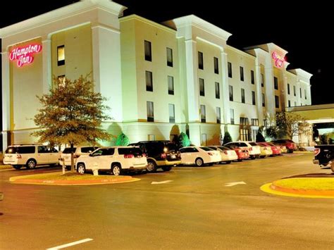 Hampton Inn Fayetteville Ar - UPDATED 2018 Prices & Hotel Reviews ...