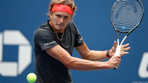 Zverev looks to the future as ATP Finals begin – DW – 11/11/2018