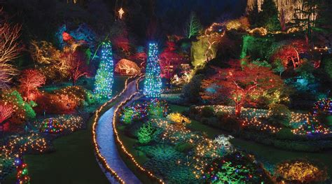 Butchart Gardens Christmas Lights Package | FRS Clipper