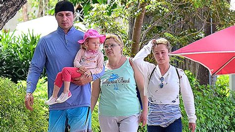 Hayden Panettiere’s Daughter Kaya: Everything To Know Her Little One – Hollywood Life