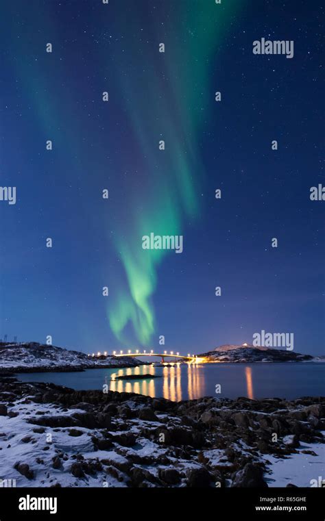 Senja island northern lights aurora hi-res stock photography and images ...