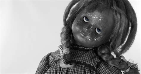 Look At All These Creepy Dolls -- I SAID LOOK AT 'EM DAMMIT! | HuffPost