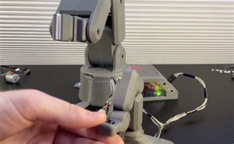 An Arduino Leonardo-powered, 3D-printed Robotic Arm, 53% OFF