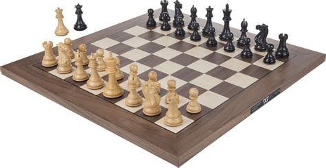 DGT USB Walnut e-Board with Classic Pieces - Electronic Chess, Board Games - Amazon Canada