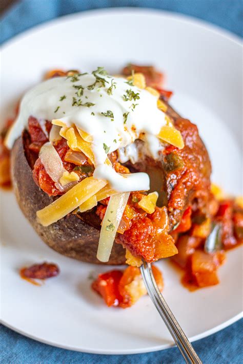 Chili Potatoes | Baked Potatoes with Chili, Cheese, and Sour Cream