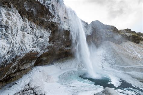 Seljalandsfoss Wasserfall im Winter Foto & Bild | europe, scandinavia ...