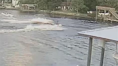 Camera captures terrifying boat crash in Florida | WDTN.com