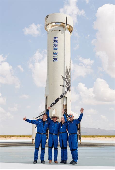 New Shepard: A tourist rocket for suborbital jaunts