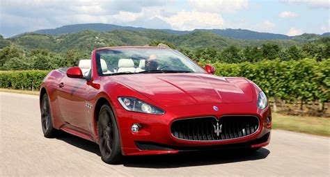 Maserati Red Car 1024x768 | Maserati granturismo convertible, Maserati granturismo, Maserati