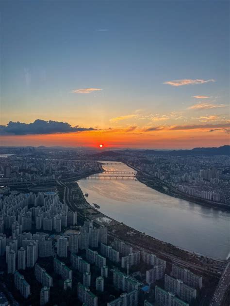 Is Seoul Sky Worth Visiting? Lotte World Tower Observatory Guide