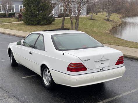 ylämaan yhteistyö neuropatia mercedes s 600 coupe kertyy Pään päällä ...