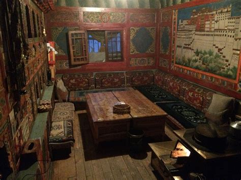 Zhuo Ma's Jiuzhaigou Tibetan Home-Stay | Tibet, Chinese interior, Wall ...