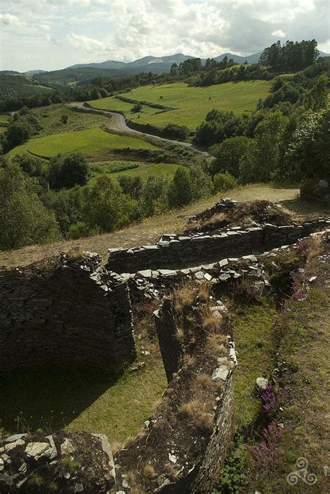 Coaña II | Natural landmarks, Farmland, Landmarks