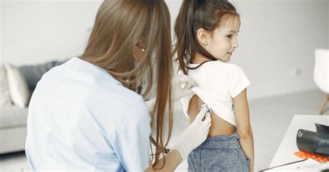 How To Become a Pediatric Nurse: Skills, Qualifications, and Experience ...