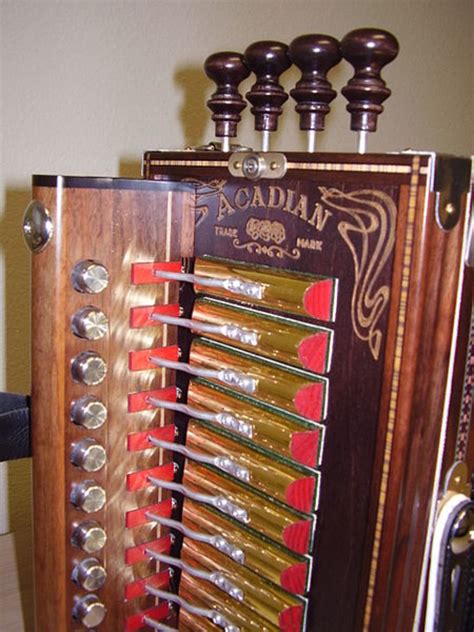 Overview of Common Cajun Instruments - Part I -- The Cajun Accordion | hubpages