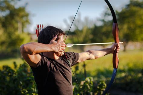 Archery Trick Shot, Cara Lain Menikmati Panahan | SUPERLIVE