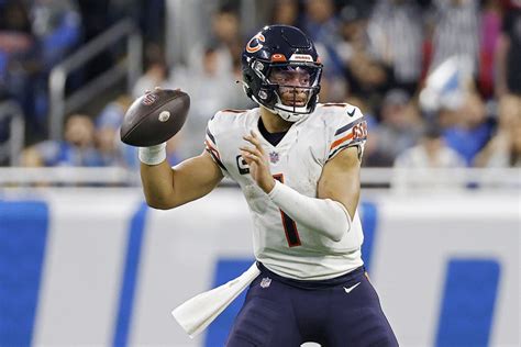 Bears Announce Decision On Justin Fields For Preseason - The Spun