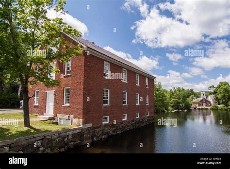 Harrisville Pond in Harrisville, New Hampshire Stock Photo - Alamy