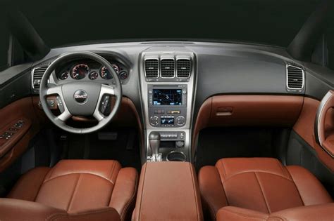 2012 GMC Acadia Review, Specs, Pictures, Price & MPG