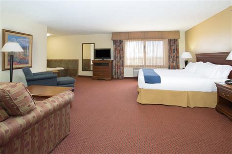 Holiday Inn Express Hotel & Suites Las Vegas, Las Vegas (NM) | Best ...