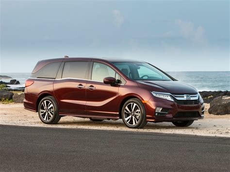 2020 Honda Odyssey Review, Pricing, and Specs