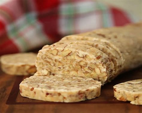 Pecan Log Recipe with 3 Ingredients - YouCanCook