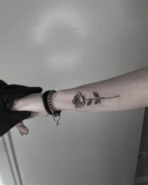 101 Best Upside Down Rose Tattoo Ideas That Will Blow Your Mind!