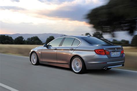 BMW 535 - Information and photos - MOMENTcar