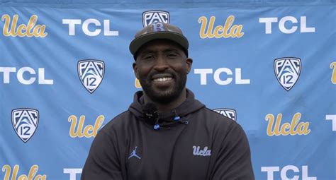 WATCH: UCLA Running Backs Coach DeShaun Foster on Zach Charbonnet ...