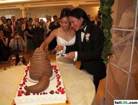 Pin on Wedding cake disasters